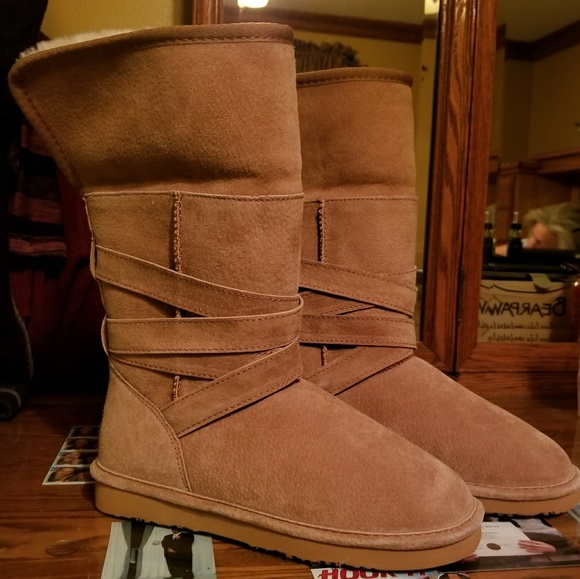 😍🎉BRAND NEW🎉😍Never Worn Lamo Hickory Boots🎊 - Picture 1 of 5